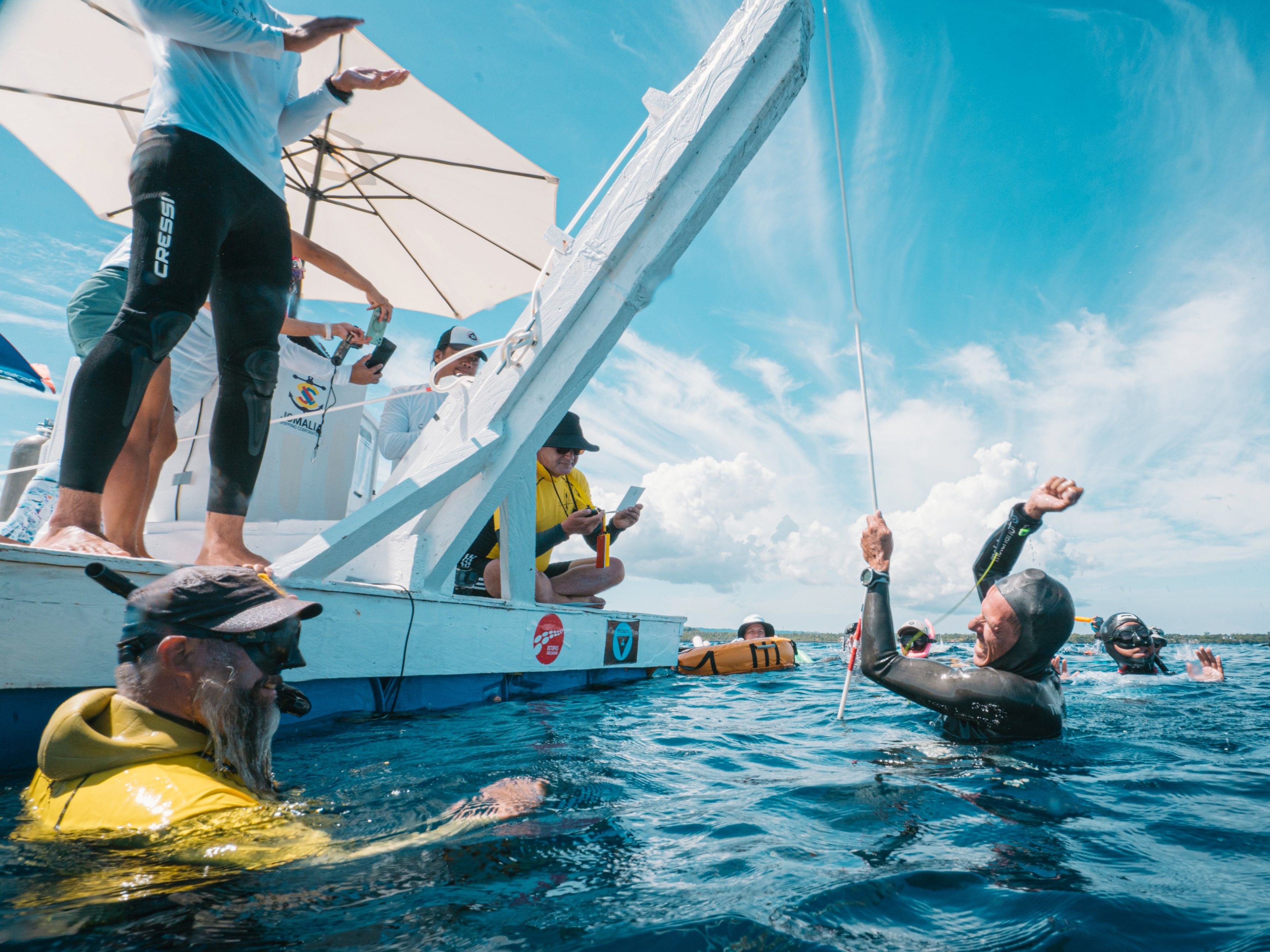组织你的第一次自由潜水比赛：成功秘诀