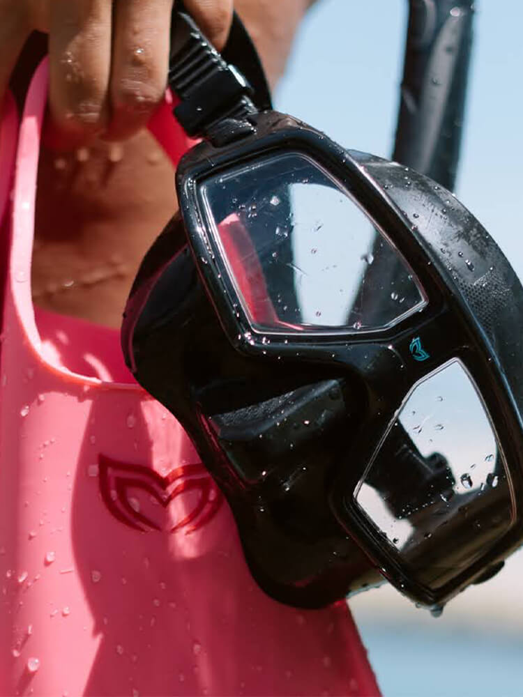 CORE 自由潜水面罩和呼吸管套装